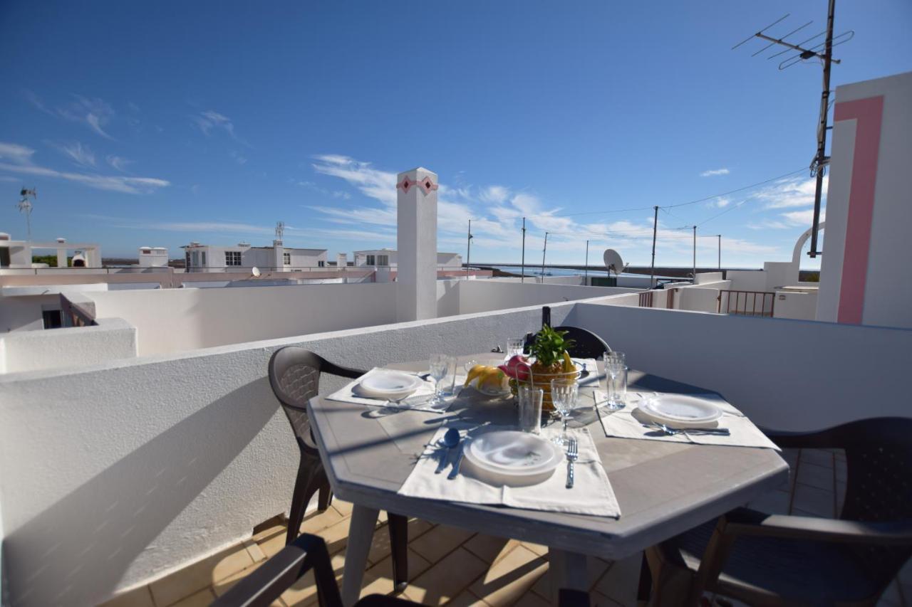 Carob By Algartur - 3 Mins Downtown - Terrace Appartement Santa Luzia  Buitenkant foto
